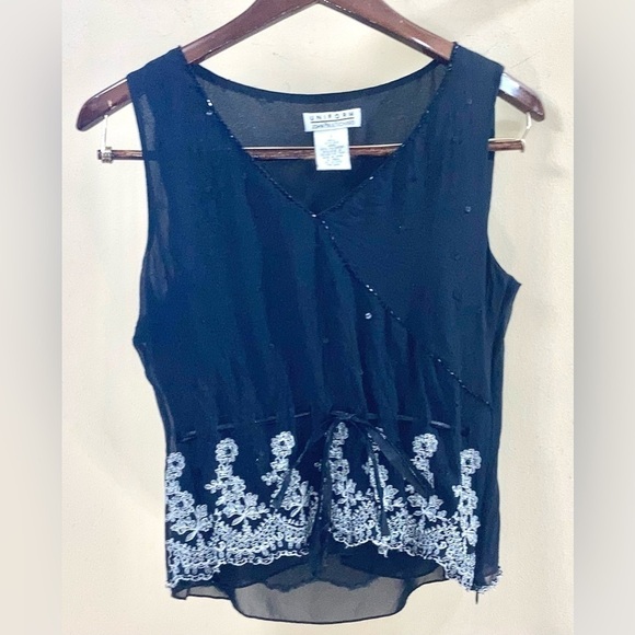 JohnPaulRichard Tops - John Paul Richard Black/White Sleeveless Embroidered Beaded/Sequin Top Size S